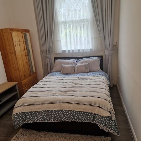 One Room In Stoke Newington 伦敦 外观 照片