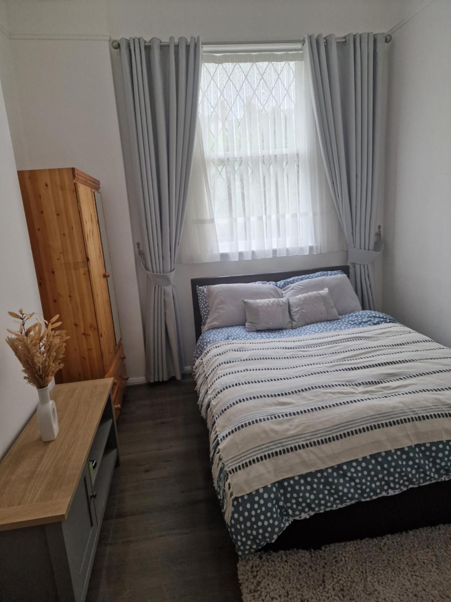 One Room In Stoke Newington 伦敦 外观 照片